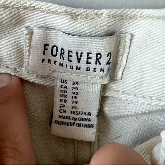 Forever 21 Distressed White Denim Shorts - Picture 3 of 3